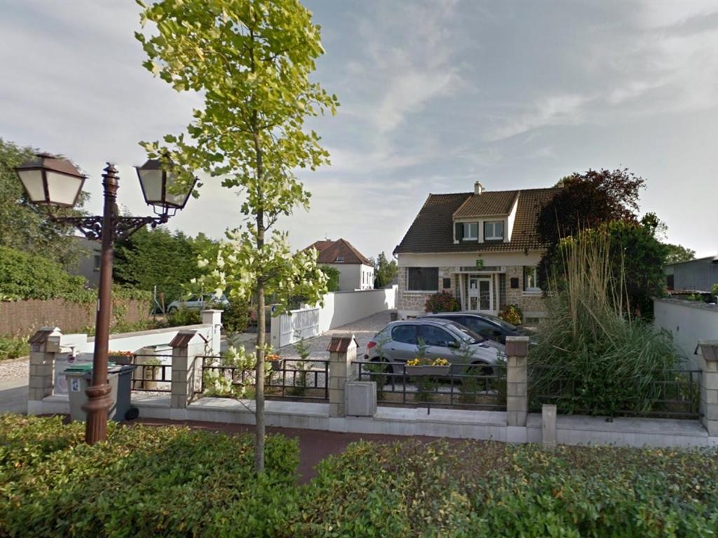 Chambres 3* Roissy-en-France