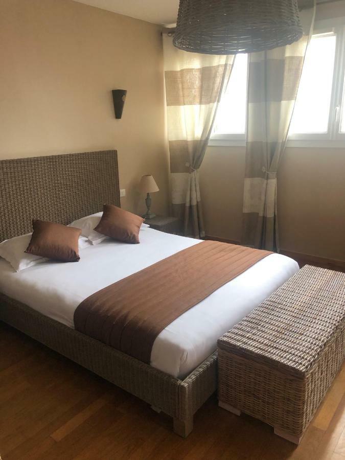 Chambres 3* Roissy-en-France